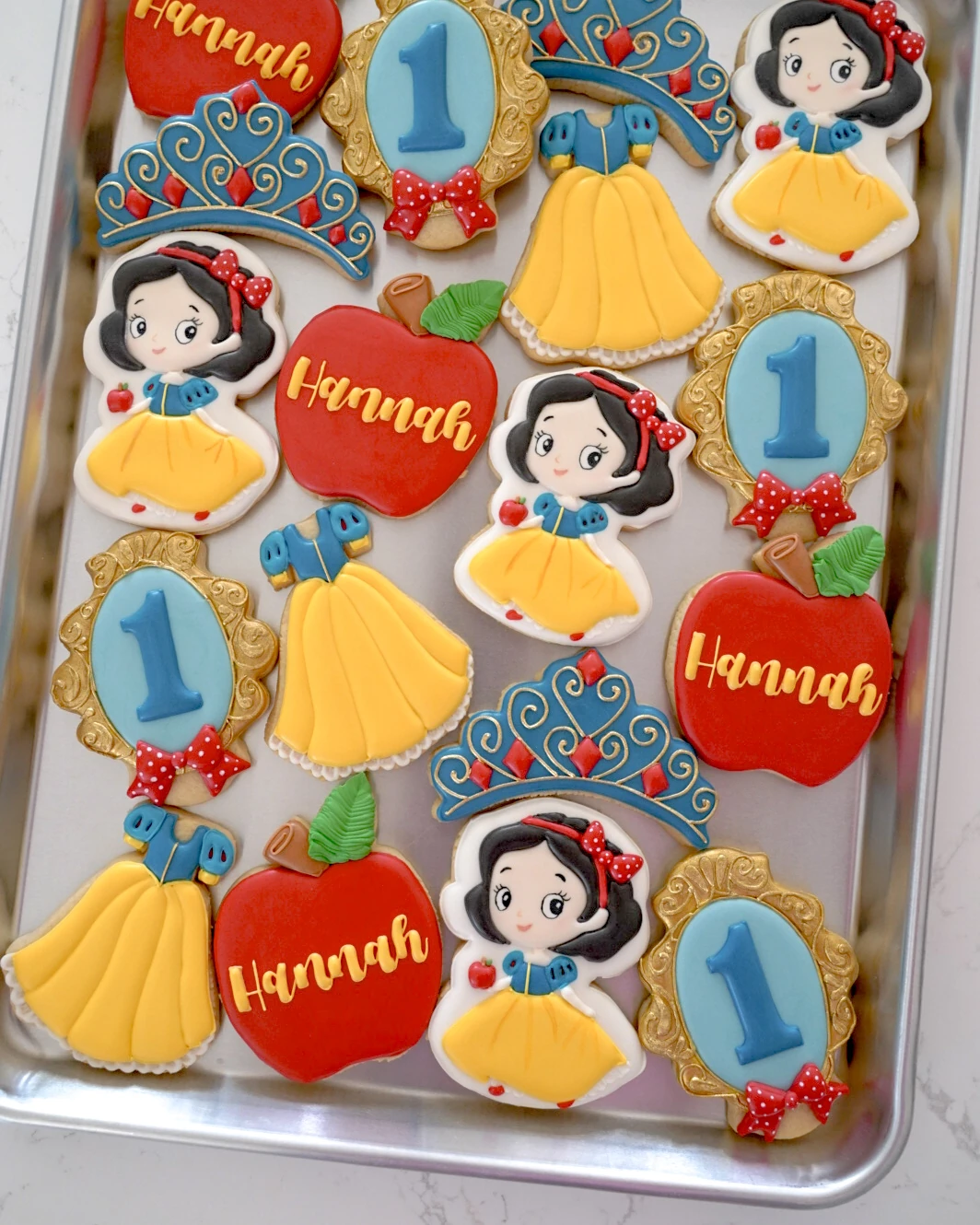 Snow White first birthday cookies